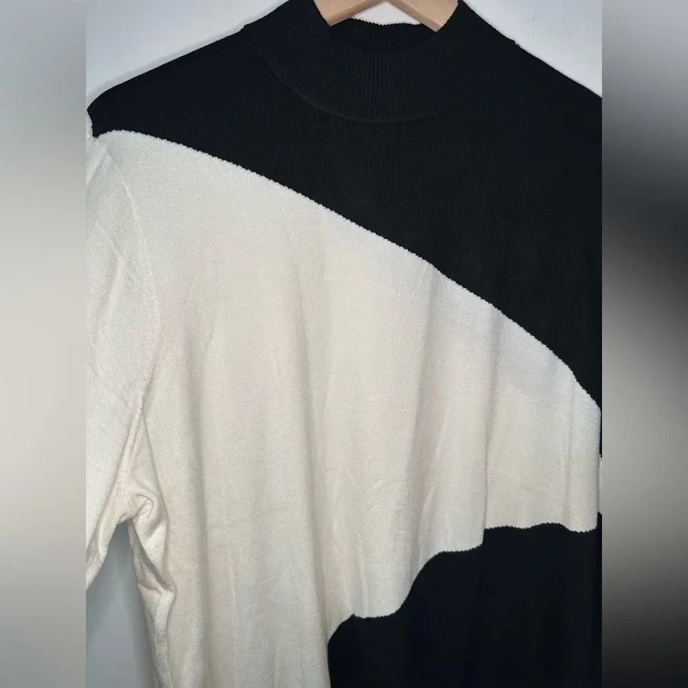 Chico's Colorblock Mock Neck Long Sleeves Sweater Size 4 US XXL Basic Minimalist